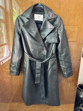 Aritzia Babaton Tabloid Trench Coat Faux Leather